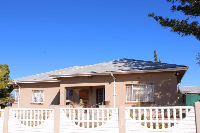 3 Bedroom Property for Sale in Fraserburg Northern Cape